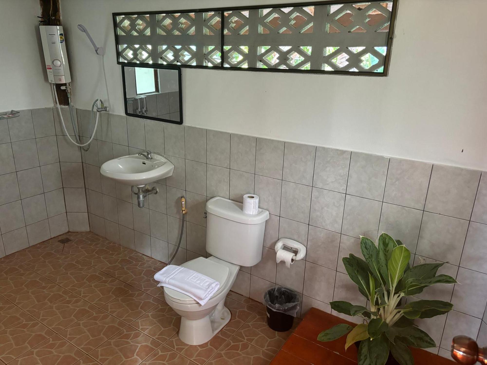Pai Kiang Fa Hotel Екстериор снимка