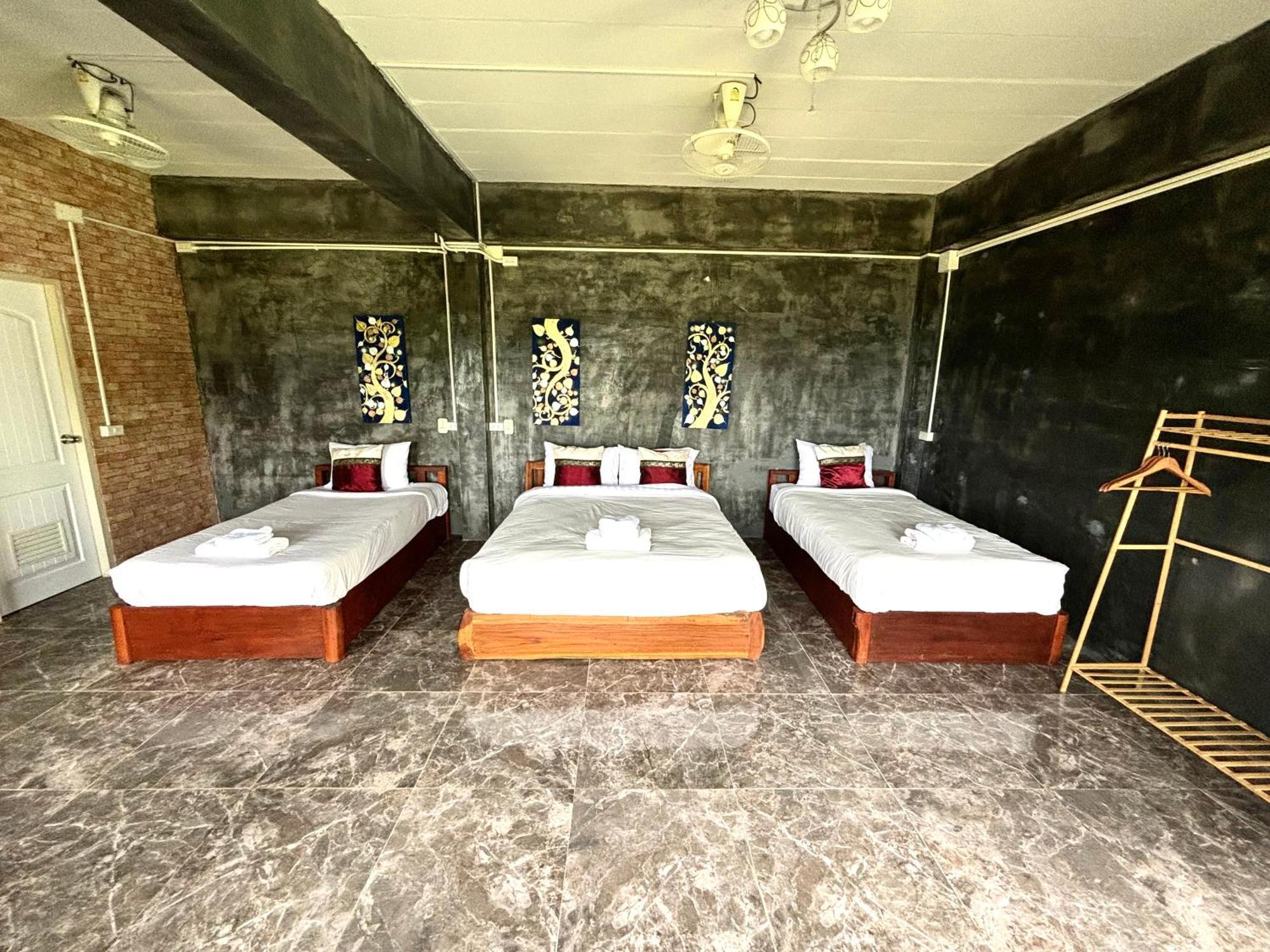 Pai Kiang Fa Hotel Екстериор снимка