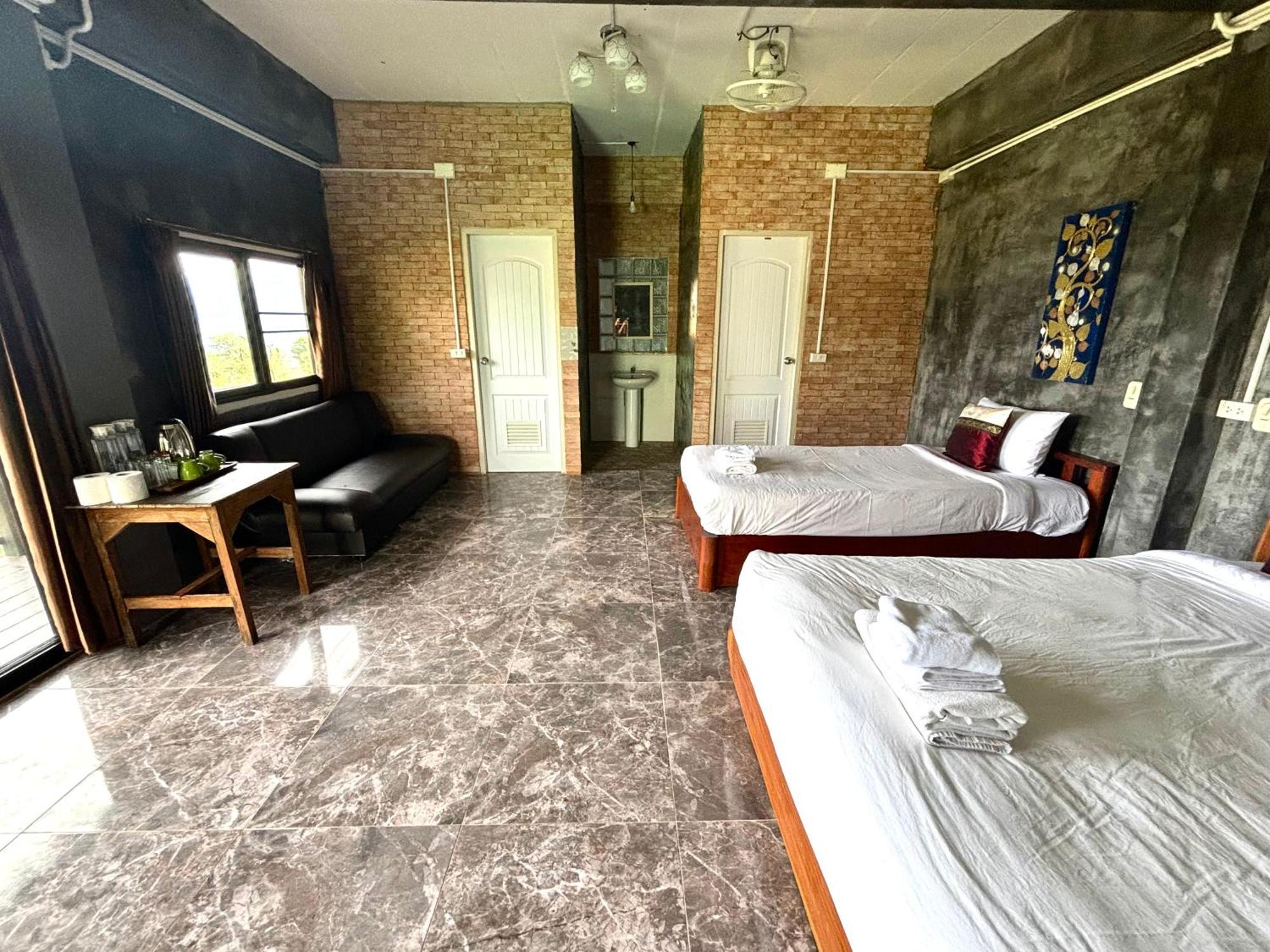 Pai Kiang Fa Hotel Екстериор снимка